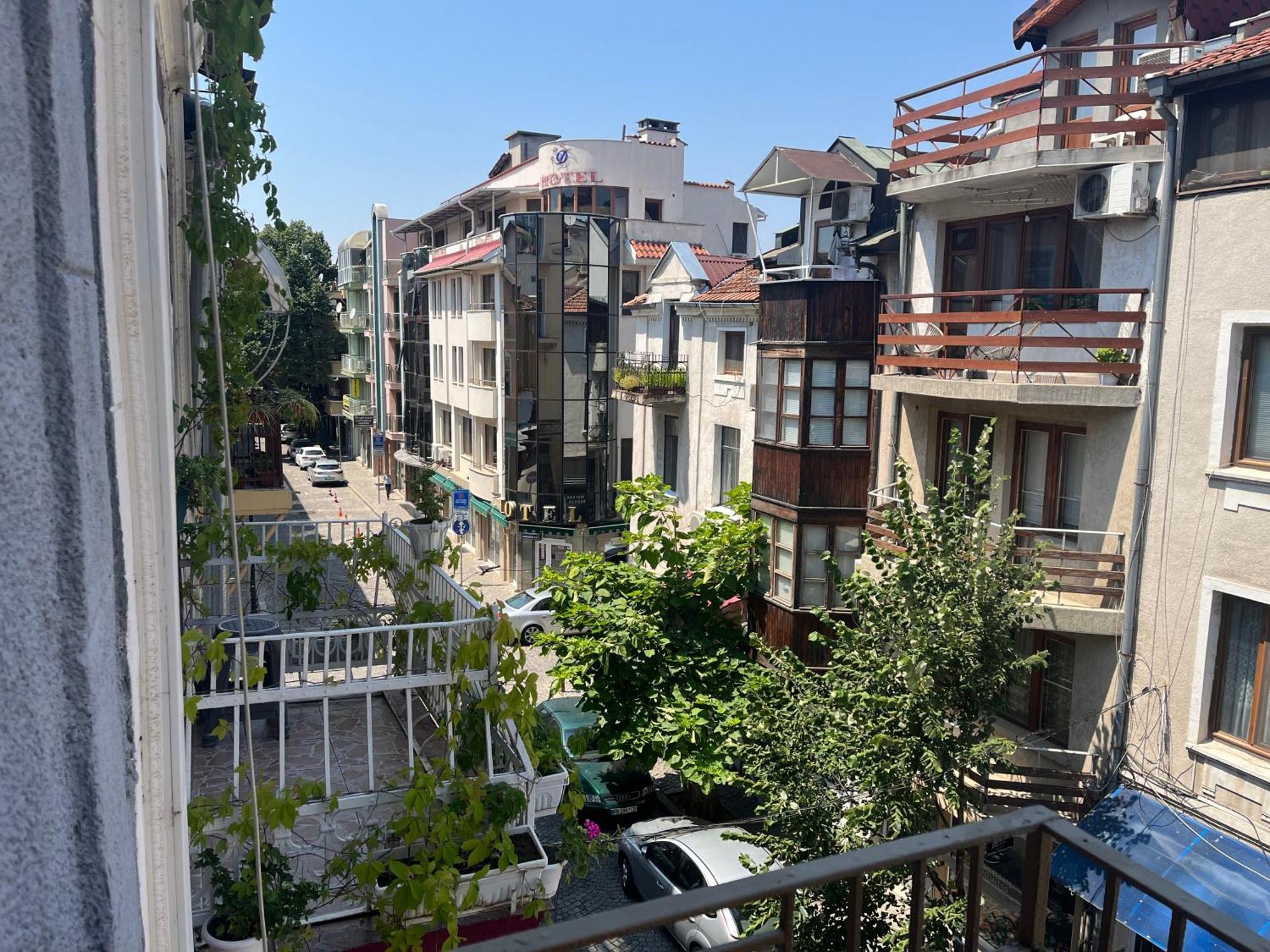 Vel House Hostel Plovdiv Ngoại thất bức ảnh