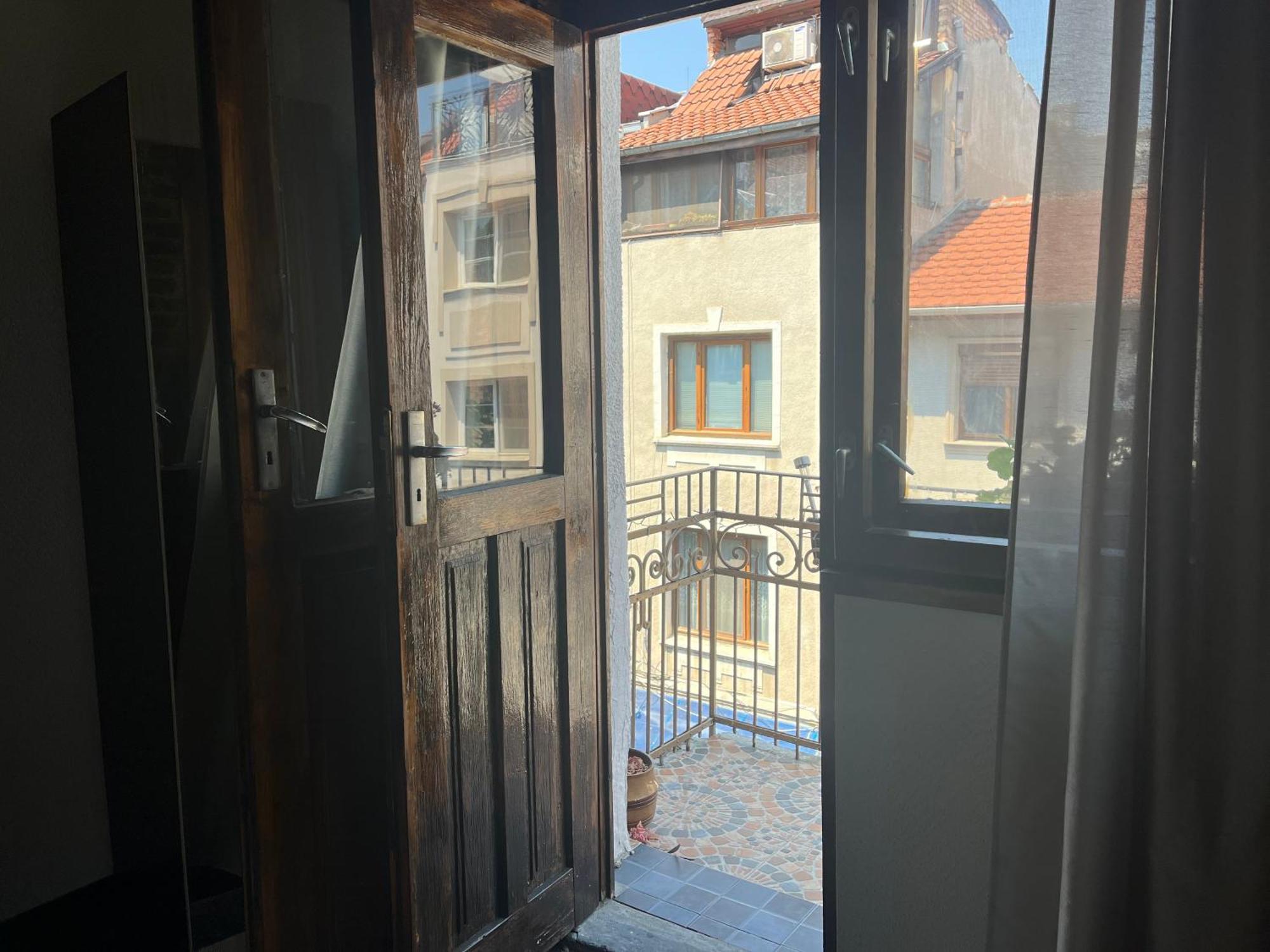 Vel House Hostel Plovdiv Ngoại thất bức ảnh